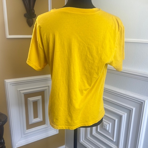 Willie Nelson Yellow Graphic T-Shirt - Picture 5 of 9